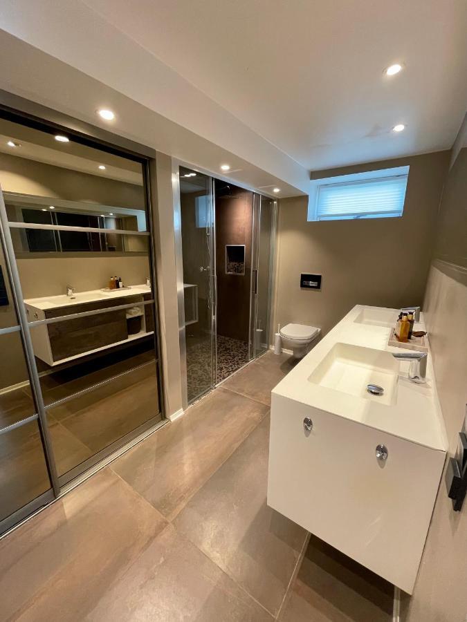 Luxury Apartement Close To City Centre With Free Parking Тромсьо Екстериор снимка