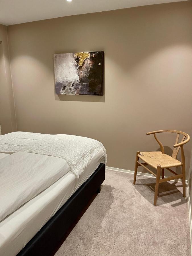 Luxury Apartement Close To City Centre With Free Parking Тромсьо Екстериор снимка