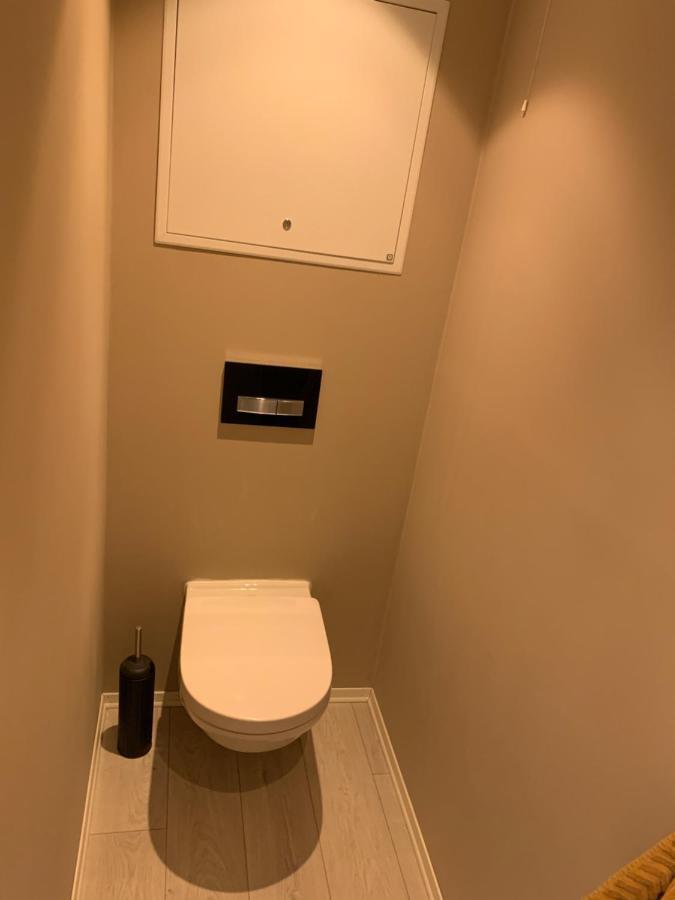 Luxury Apartement Close To City Centre With Free Parking Тромсьо Екстериор снимка